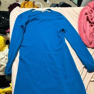 Neiman Marcus Cashmere Collection Sweater in Bright Blue